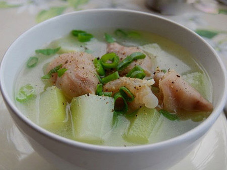 an-canh-du-du-mong-gio-giup-nhieu-sua-loi-sua