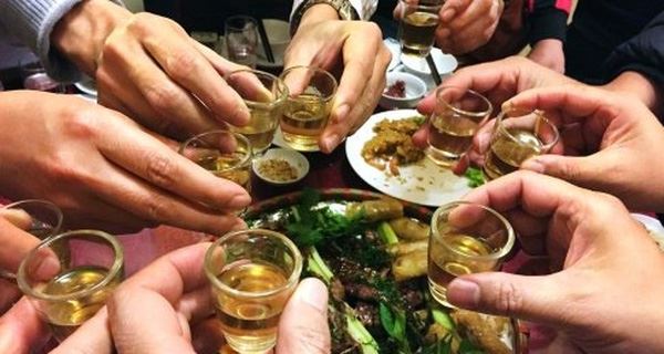 Rượu bia gây ảnh hưởng tiêu cực đến bà bầu