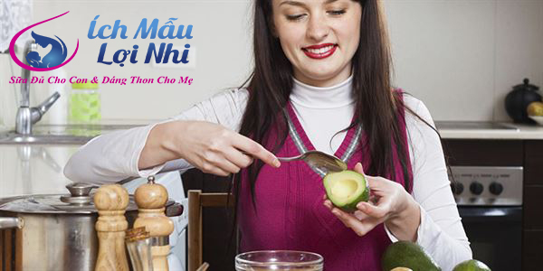 Sau sinh ăn bơ cải thiện hệ tiêu hóa