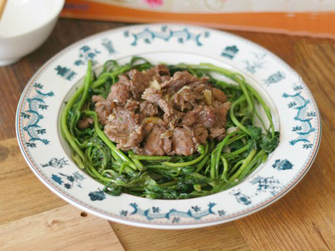 thức ăn lợi sữa