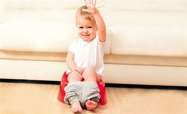 Trẻ dễ bị táo bón